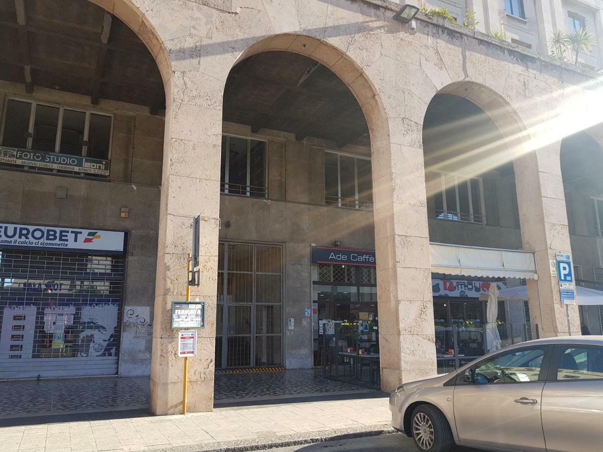 B&B Piazza Della Vittoria ジェノヴァ エクステリア 写真